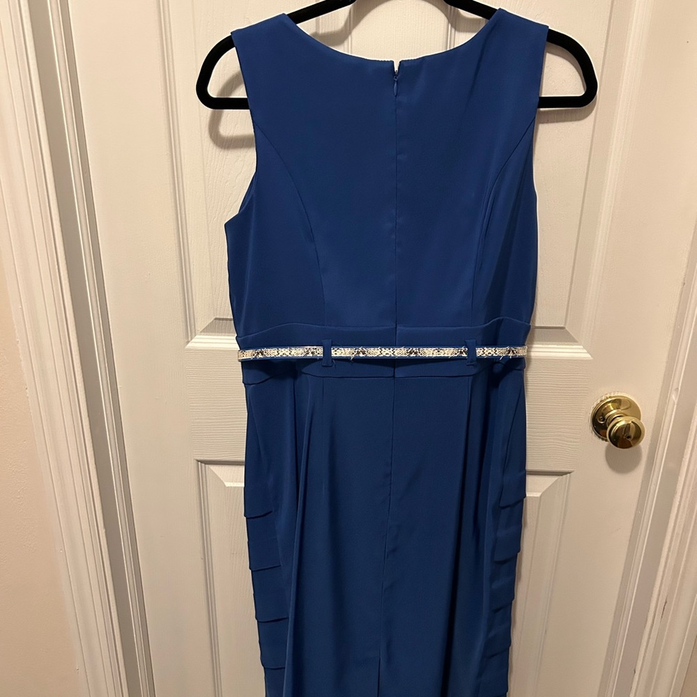 Beautiful dress perfect lined and very flattering - Picture 4 of 5